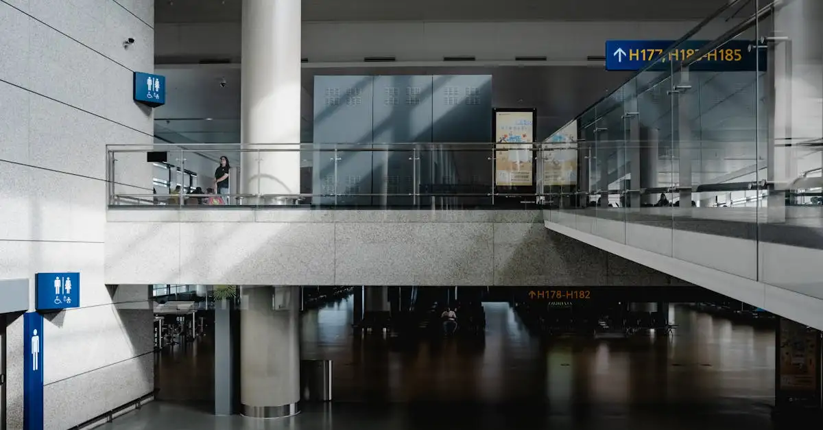 Waar ophalen op Rotterdam The Hague Airport